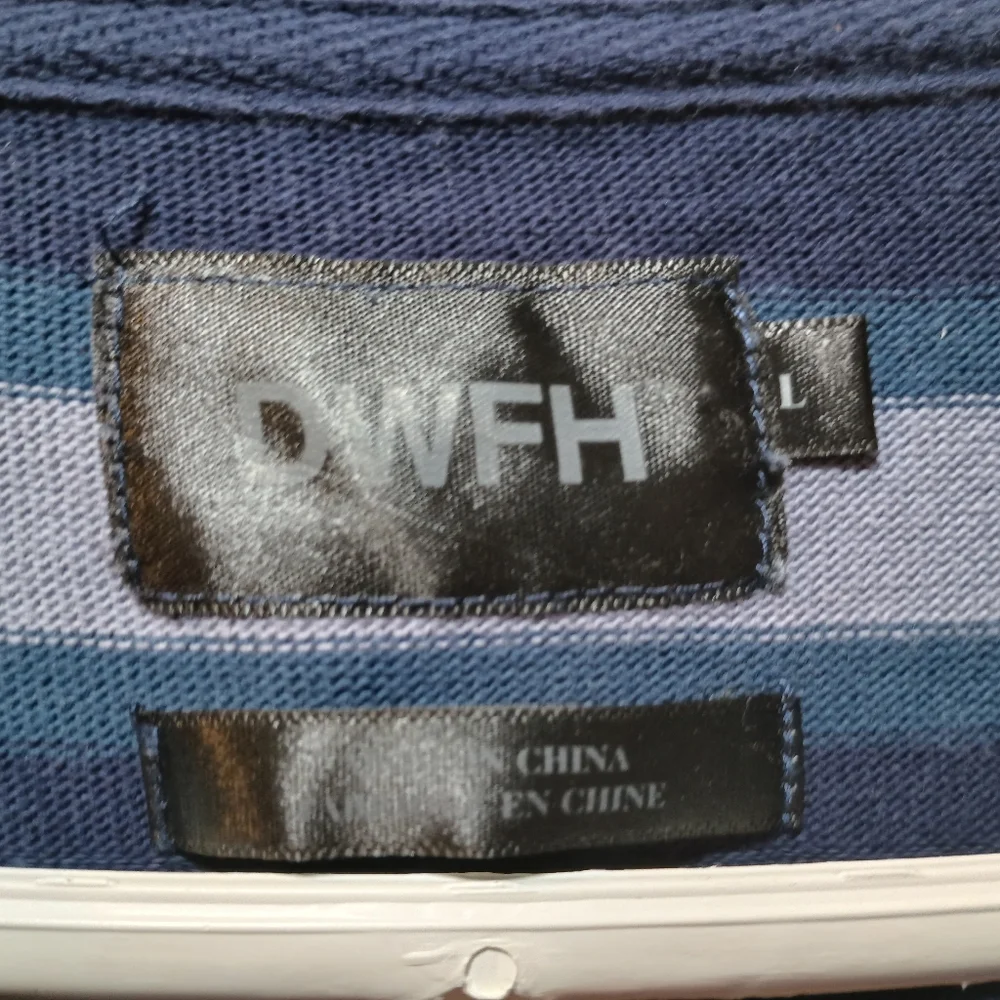 DWFH green, blue, gray men's large long sleeve sweatshirt & spider emblem. - Picture 5 of 8